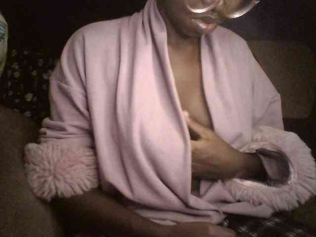 Ebonymuse webcam