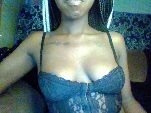 TipQueen webcam