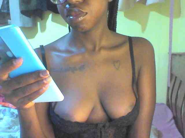 TipQueen webcam