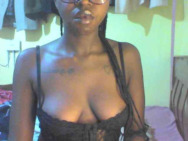 TipQueen webcam