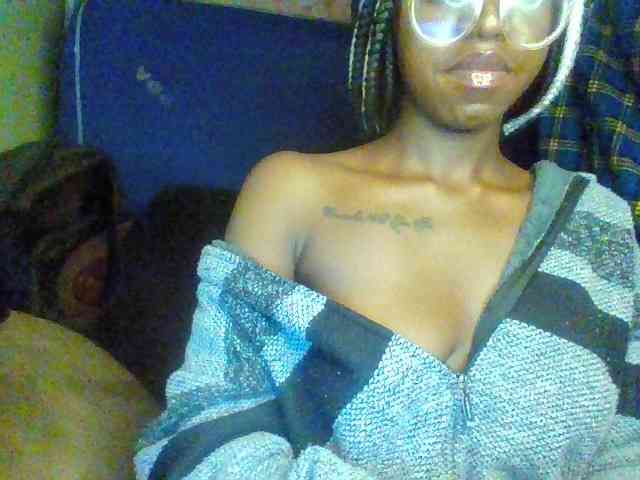 TipQueen webcam