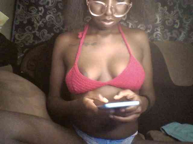 Ebonymuse webcam