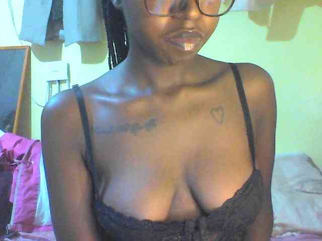 TipQueen webcam