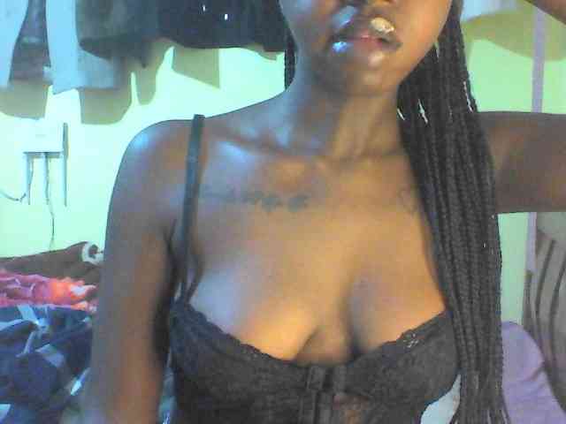 TipQueen webcam