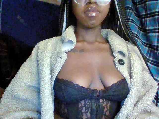 TipQueen webcam