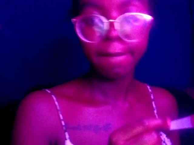 Ebonymuse webcam