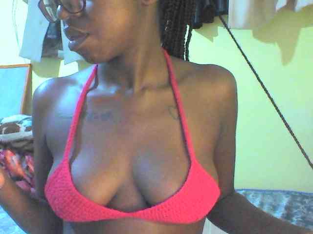 TipQueen webcam