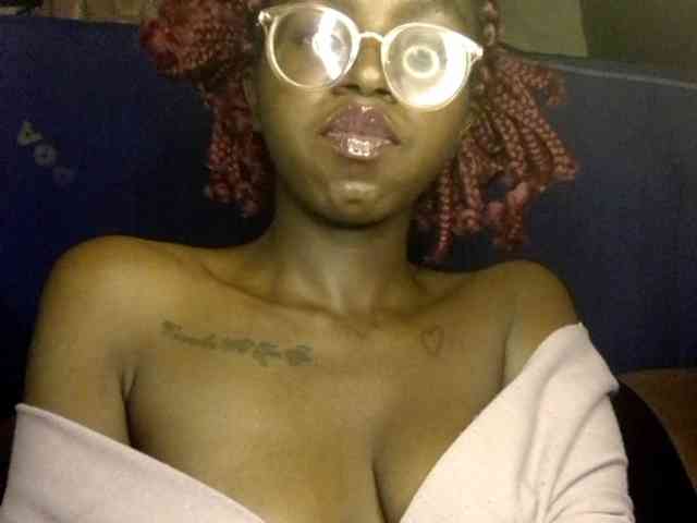Ebonymuse webcam