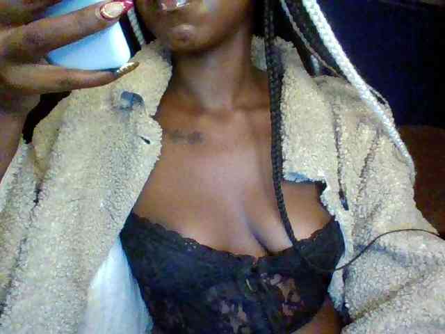 TipQueen webcam