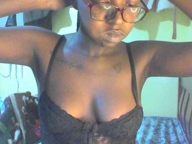 TipQueen webcam