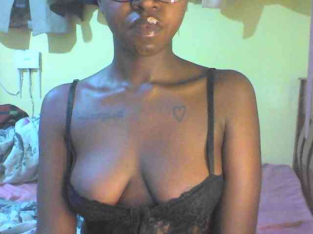 TipQueen webcam