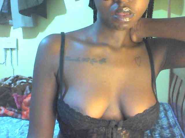 TipQueen webcam