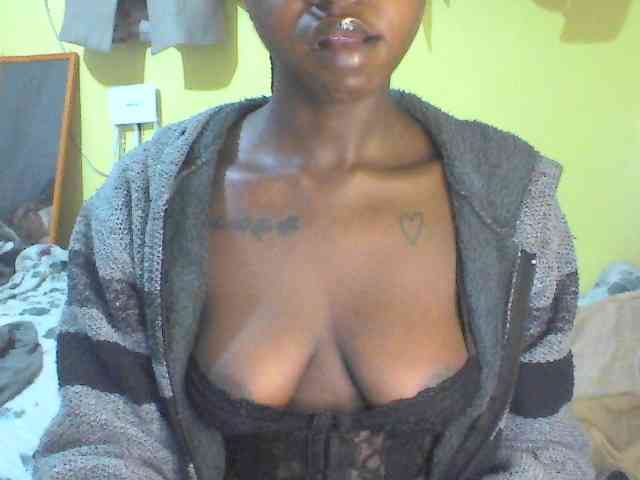 TipQueen webcam