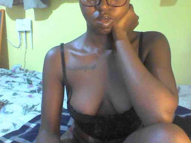 TipQueen webcam