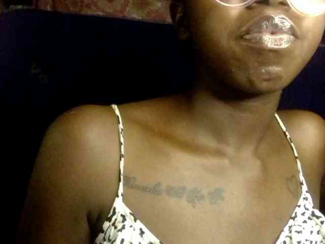 Ebonymuse webcam