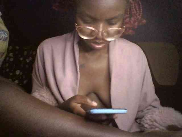 Ebonymuse webcam