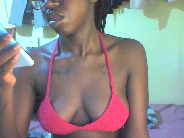 TipQueen webcam