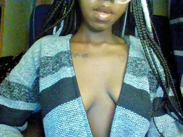 TipQueen webcam