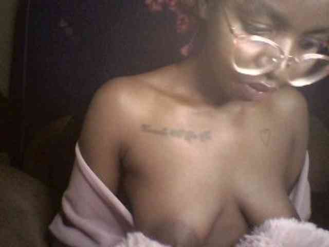 Ebonymuse webcam