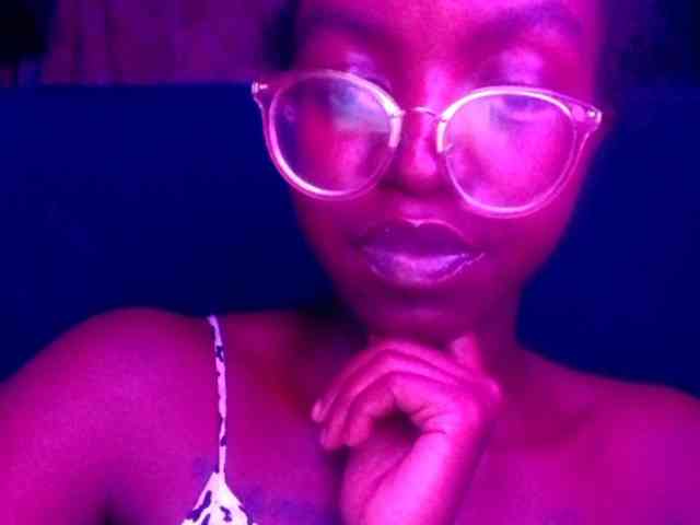 Ebonymuse webcam