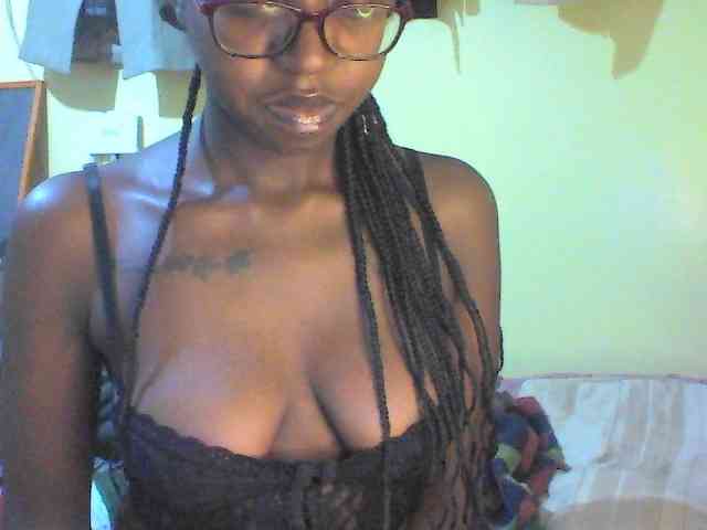 TipQueen webcam