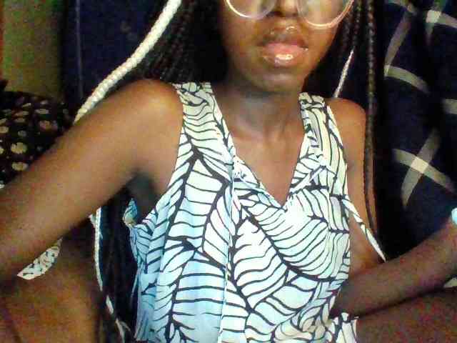 TipQueen webcam