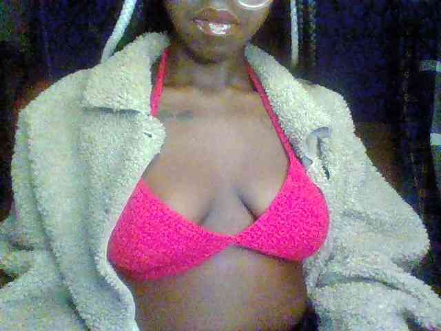 TipQueen webcam