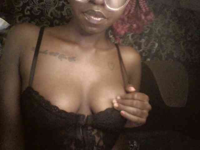 Ebonymuse webcam