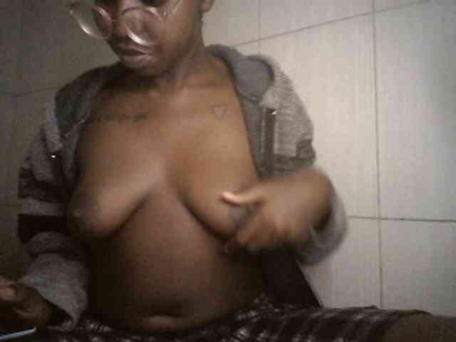 Ebonymuse webcam