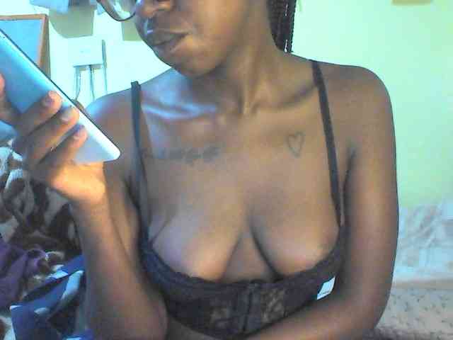 TipQueen webcam