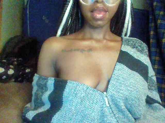 TipQueen webcam