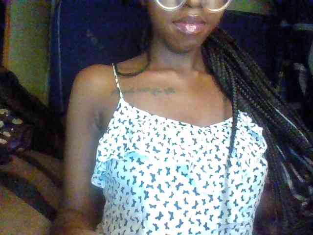 TipQueen webcam