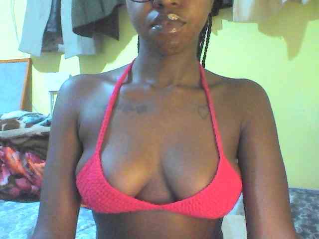 TipQueen webcam