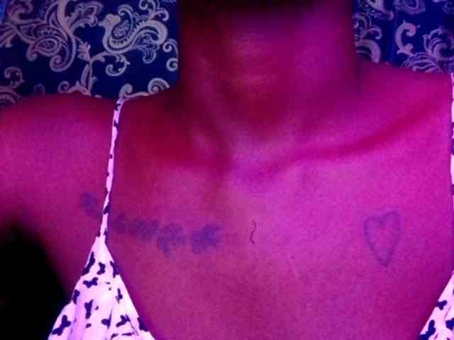 Ebonymuse webcam