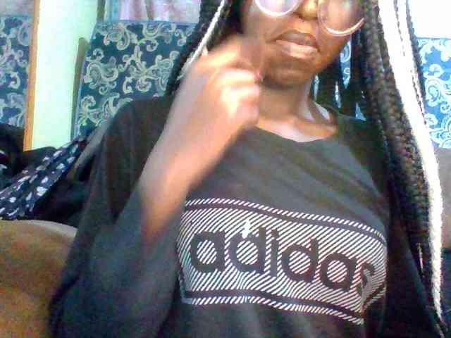 TipQueen webcam