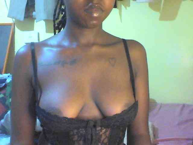 TipQueen webcam