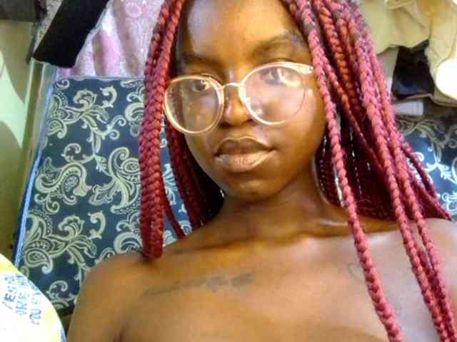 Ebonymuse webcam