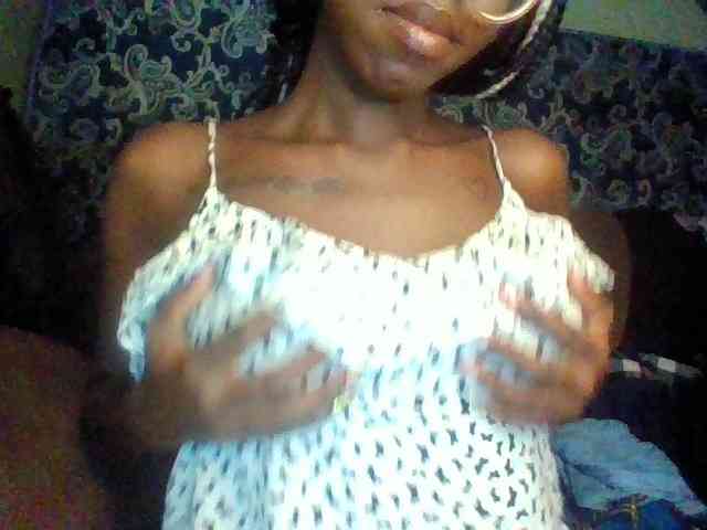 TipQueen webcam