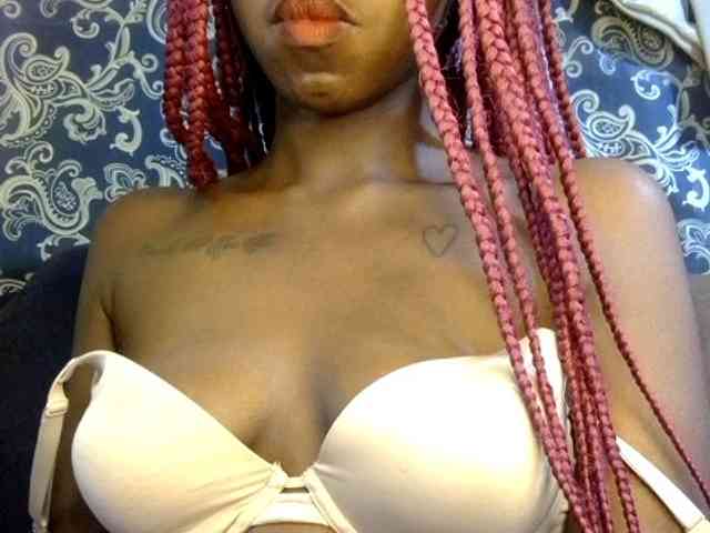 Ebonymuse webcam
