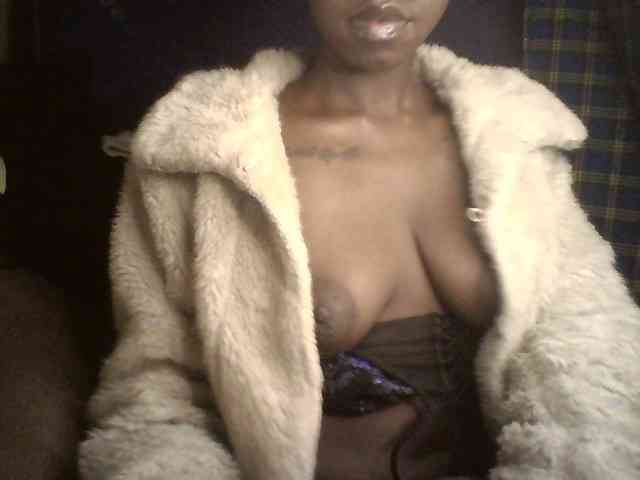 TipQueen webcam