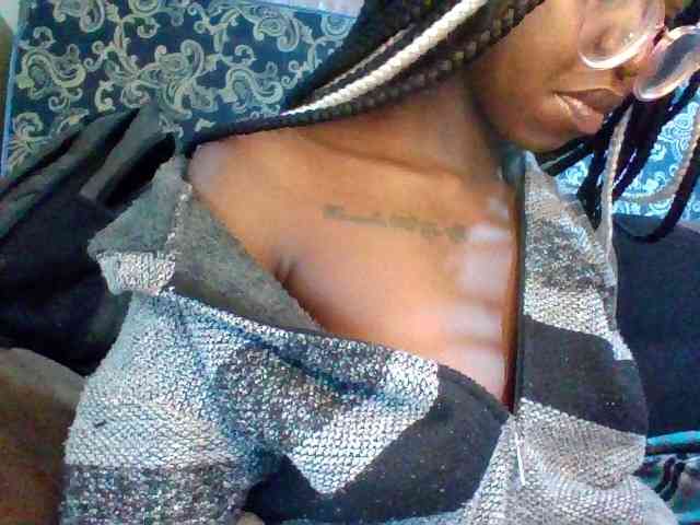 TipQueen webcam