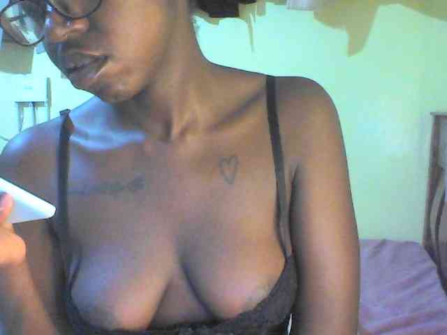 TipQueen webcam