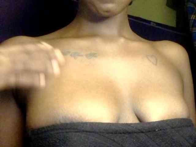 TipQueen webcam