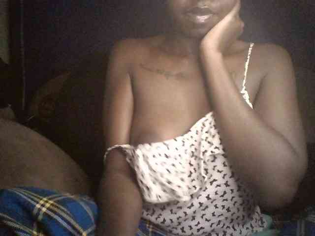 Ebonymuse webcam