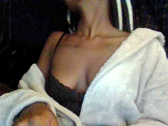 TipQueen webcam