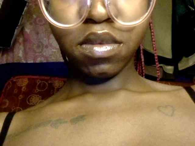 Ebonymuse webcam
