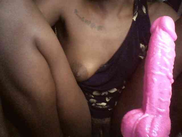 TipQueen webcam