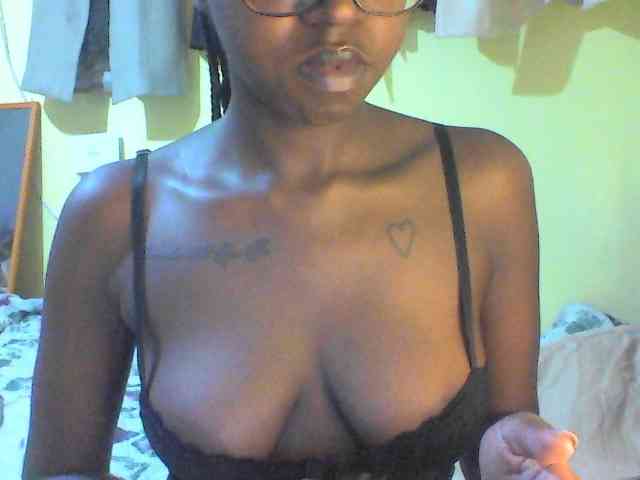 TipQueen webcam