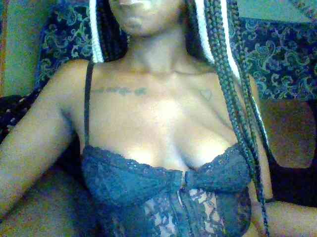 TipQueen webcam