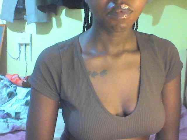 TipQueen webcam